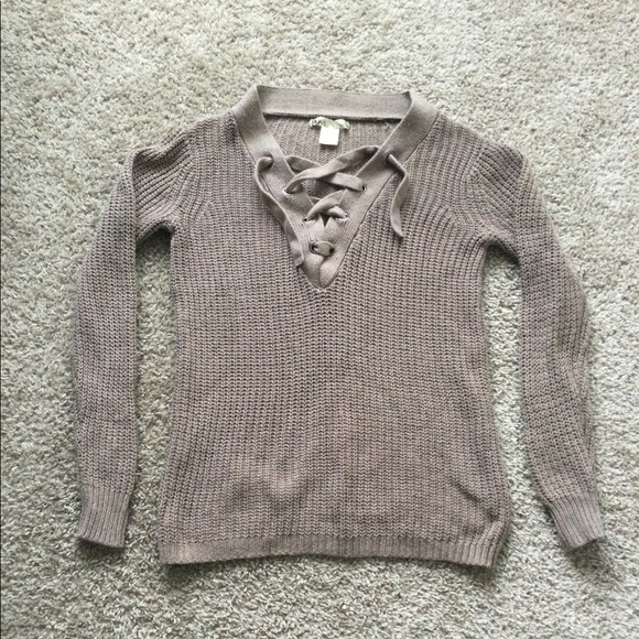Sweater - Picture 2 of 14